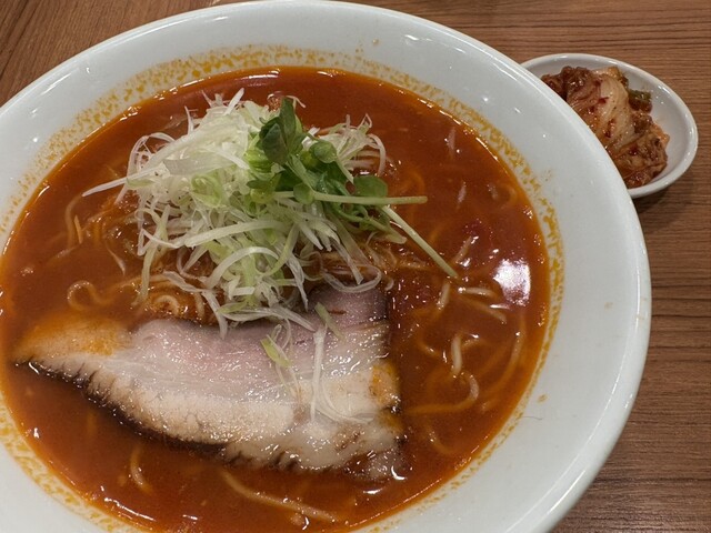 ラーメンたろう 三宮本店 - 三宮（神戸市営）/ラーメン | 食べログ