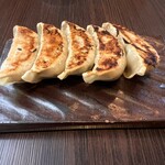 AKIHA麺屋 粋翔 - 今日は『餃子』5個で。