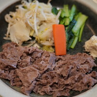 ざくろ 室町店 - 牛ロースバタ焼