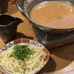 大衆酒場 華の金曜日 - 