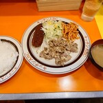 キッチンABC - 豚からし焼肉セット、カニクリームコロッケ