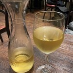 創作ダイニング アタラッシア - カラフェワイン（白）1,100円