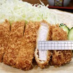 とんかつ杉 - 厚みは 12mm