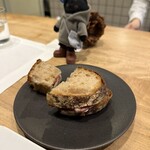 シャントレル - ※生ハム、ロックフォールチーズ、バターサンド