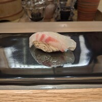 奥 - 