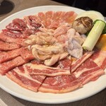 元氣七輪焼肉 牛繁 - 