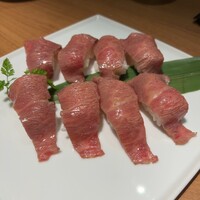 焼肉 にくなべ屋 神戸びいどろ 北野坂店 - 