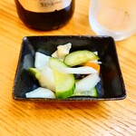 やぶ善 - サービスの"糠漬け"三種盛り。