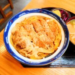 やぶ善 - 万人受けする甘辛具合が絶妙な逸品。