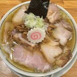 there is ramen - チャーシュー麺