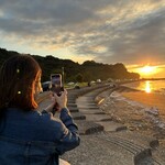 OKAGESAMA MOBA - 夕日を撮る妻を撮るオイラ。