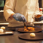 SHARI - はたして何が…