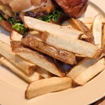 LITOR - フレンチフライ (色が薄めで塩分もかなり控えめだった)