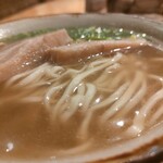 間借りそば - 三枚肉そば　Zoom!