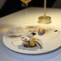 MOSS CROSS TOKYO - 