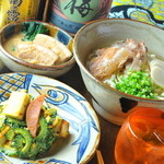泡盛と沖縄料理 Aサインバー