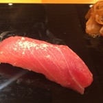 築地秀徳元祖 - 中トロ