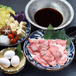 花つづみ - 料理写真:しゃぶしゃぶだけではなく、すき焼きも取り扱っております。「黒糖」をふんだんにしようした特製出汁です。