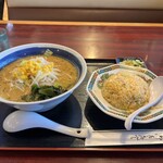 らあめん　みそ神 - 