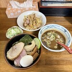 村岡屋 - つけ麺並250gネギ増し ネギチャーシュー丼