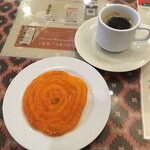 インド料理 パリワル - 限定メニューを注文したお客さんにジャレビのサービス♪