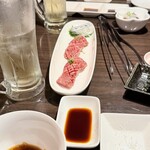 炭火焼肉　ひよりや - 