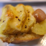 ブーランジェリー ボヌール - 料理写真:（2025/9月）ジャガイモタルティーヌ