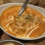 グルガオン - 伝統のバターチキンカレー