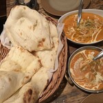 グルガオン - カレー2種とナン