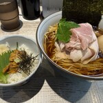 中華そば 四つ葉 - 