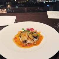 THE DINING シノワ唐紅花＆鉄板フレンチ蒔絵 - 蝦夷鮑の低温ローストと松茸と茸のリゾット