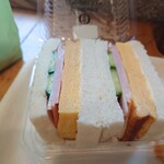 本牧館 - 大人の辛子マヨネーズ厚焼たまごサンド