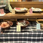 325700857 - 乗せ放題の海鮮1