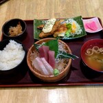 新大阪 海鮮食堂 おーうえすと - 