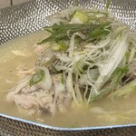 鳥一代 - 参鶏湯ハーフ