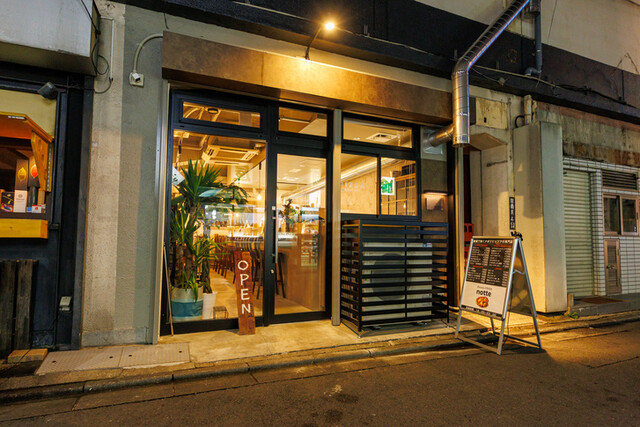 Pizzeria VESTA notte（ピッツェリア ウエスタ ノッテ） - 勾当台公園（ピザ）の写真