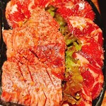 ホルモン焼　炭蔵 - 