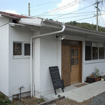 アダンソニア - 「アダンソニア」さんの外観。