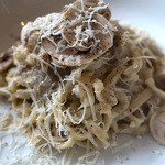 アダンソニア - 「マッシュルームとパルジャーノ」。ヴィジュアルでも楽しめます。