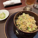 中国料理 煌蘭苑 - 豚挽肉オリーブレタス入り炒飯