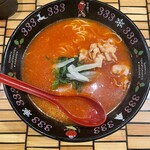 元祖トマトラーメンと元祖豆乳ラーメンと元祖トマトもつ鍋 三味 - トマトラーメン390円