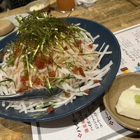 酒家 魚肉菜 虹晴れ - 大根サラダ カリカリ梅ドレッシング  呉豆腐