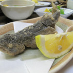 かじか庵 - お料理は地産地消的な郷土料理を心がけておられるそうです。
全体を通して、高蛋白質・低脂肪で健康的、量もちょうど良かったです。長湯温泉名物エノハ(ヤマメ)の唐揚げ。