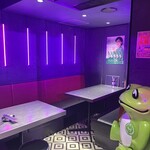 ネオン空間 韓国料理 チーズ 食べ放題 ソルチカ 梅田店 - 