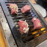 ホルモン焼肉 肉の大山 - 