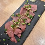 ホルモン焼肉 肉の大山 - 