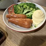 大阪屋 - ブロッコリーとマヨ、にウインナー
