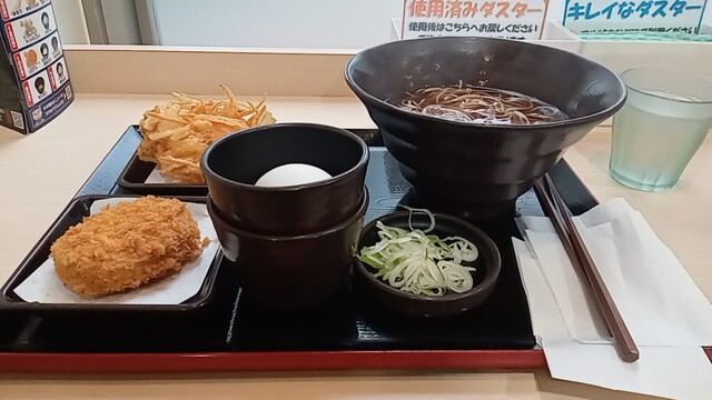 ゆで太郎 銀座1丁目店 （YUDETARO） - 宝町/そば | 食べログ