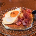 Balcony by 6th - アメリカンスタイル（横から）