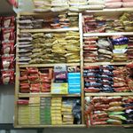 店内には食材がタップリ